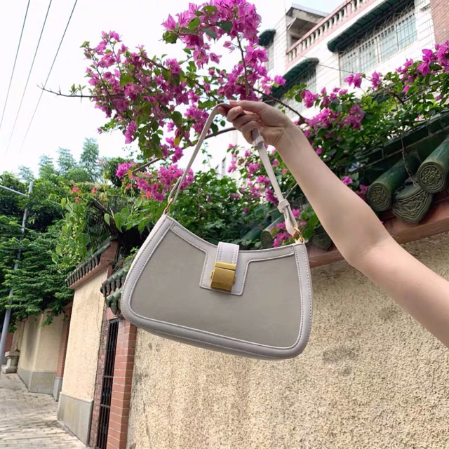 Túi kẹp vai 2 dây khoá vàng S24