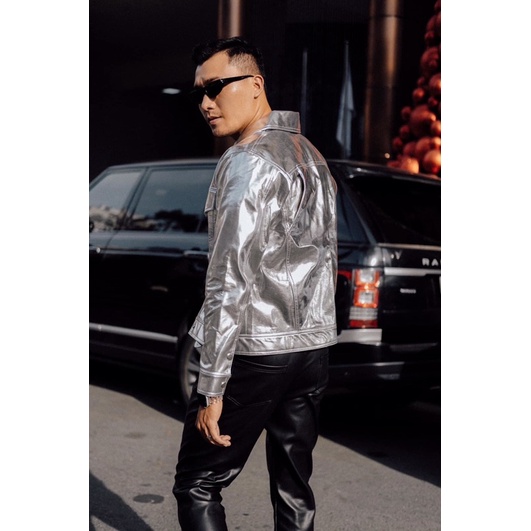 Áo khoác da trắng bạc WAGG