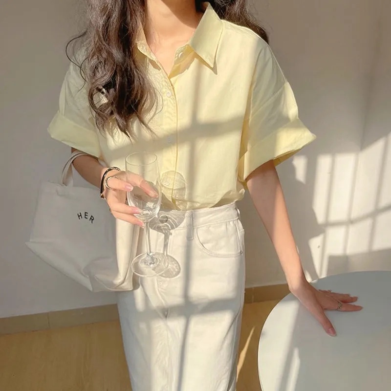 Áo Sơ Mi Ngắn Tay Màu Vàng Nhạt Thiết Kế Mới Thời Trang Mùa Hè Theo Phong Cách Pháp Cho Nữ