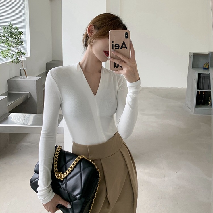 QKOOLE  Áo Dệt Kim Tay Dài Cổ Chữ V Màu Sắc Đơn Giản Phong Cách Hàn Quốc