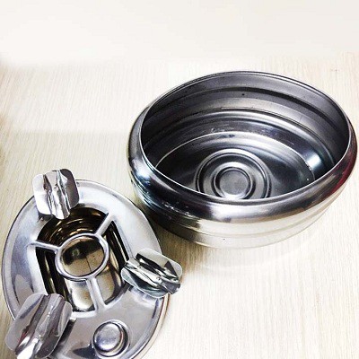 Gạt Tàn Thuốc Inox Có Nút Đóng Mở