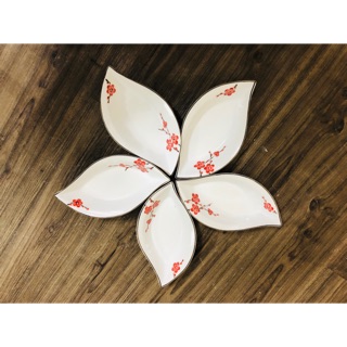 Bộ đĩa thuyền vẽ hoa đào đỏ