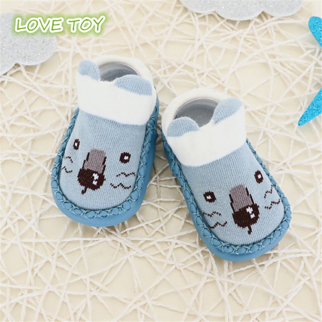 Giày vớ đế mềm chống trượt họa tiết hoạt hình cho bé sơ sinh
