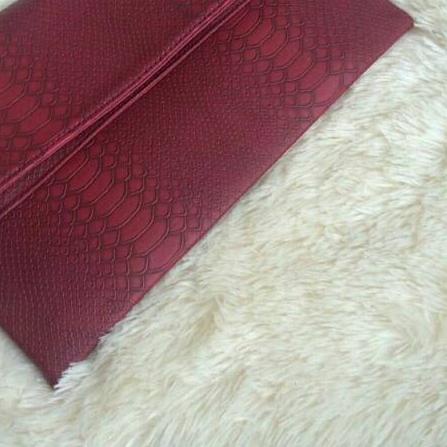 ⅍ Zara Ví Cầm Tay Họa Tiết Da Rắn Thời Trang Sang Trọng ☊