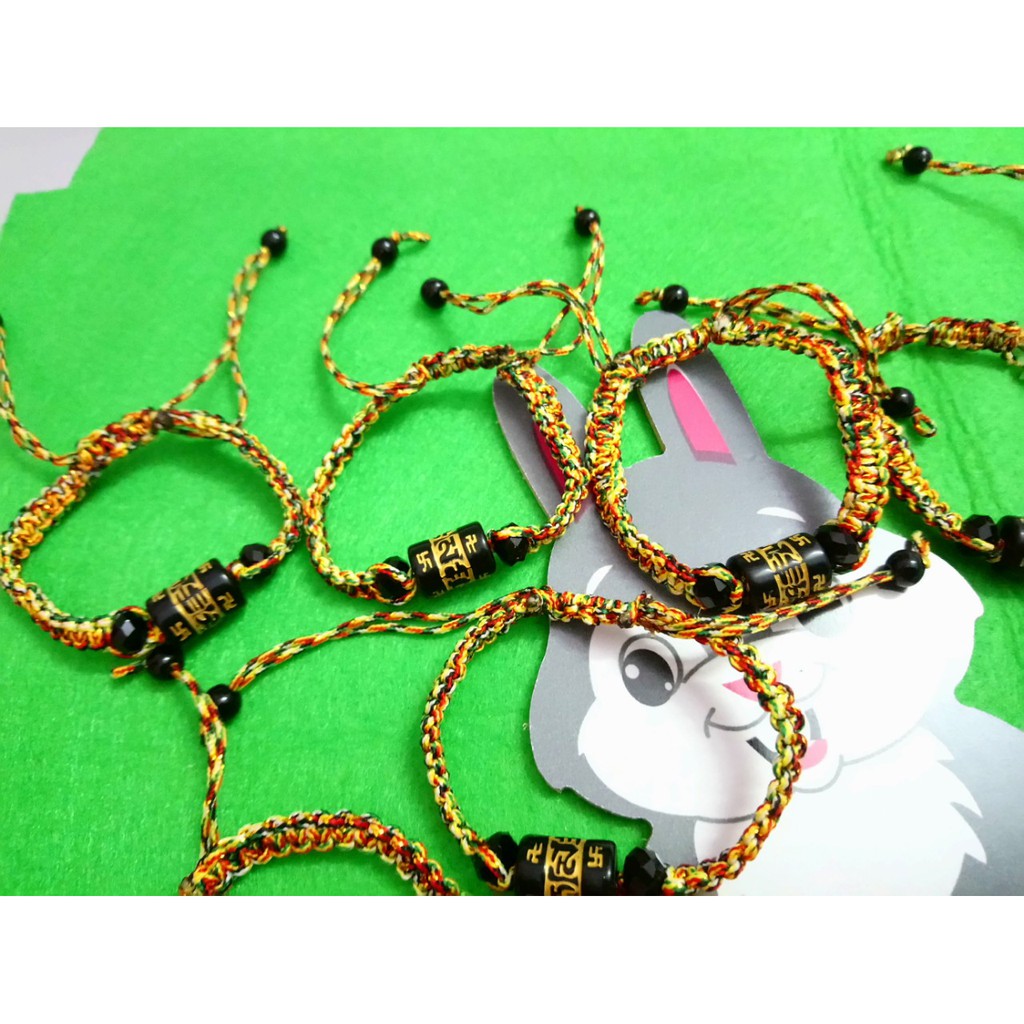 Combo 2 Vòng tay phong thủy dây rút. Free size nhé các bạn. Mẫu y hình vì hình shop tự chụp nha các bạn
