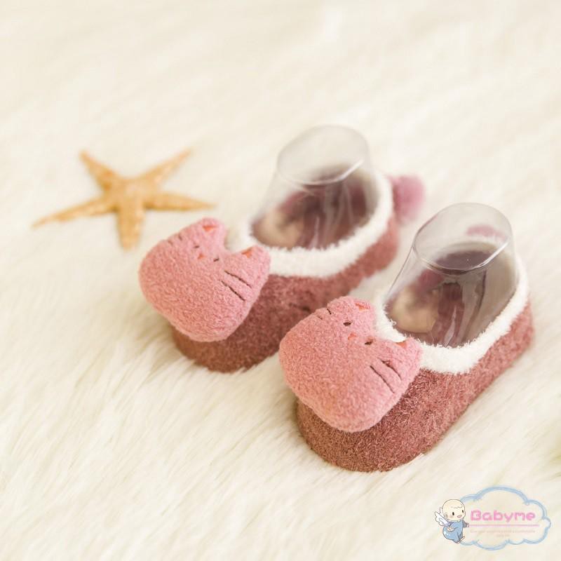 Tất cotton hình thú hoạt hình đáng yêu cho bé
