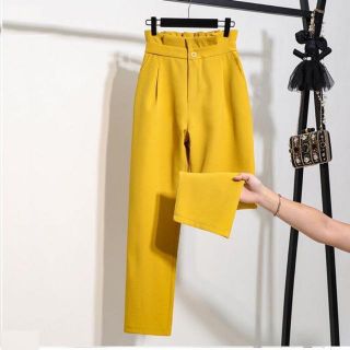 Quần baggy màu vàng bò size L