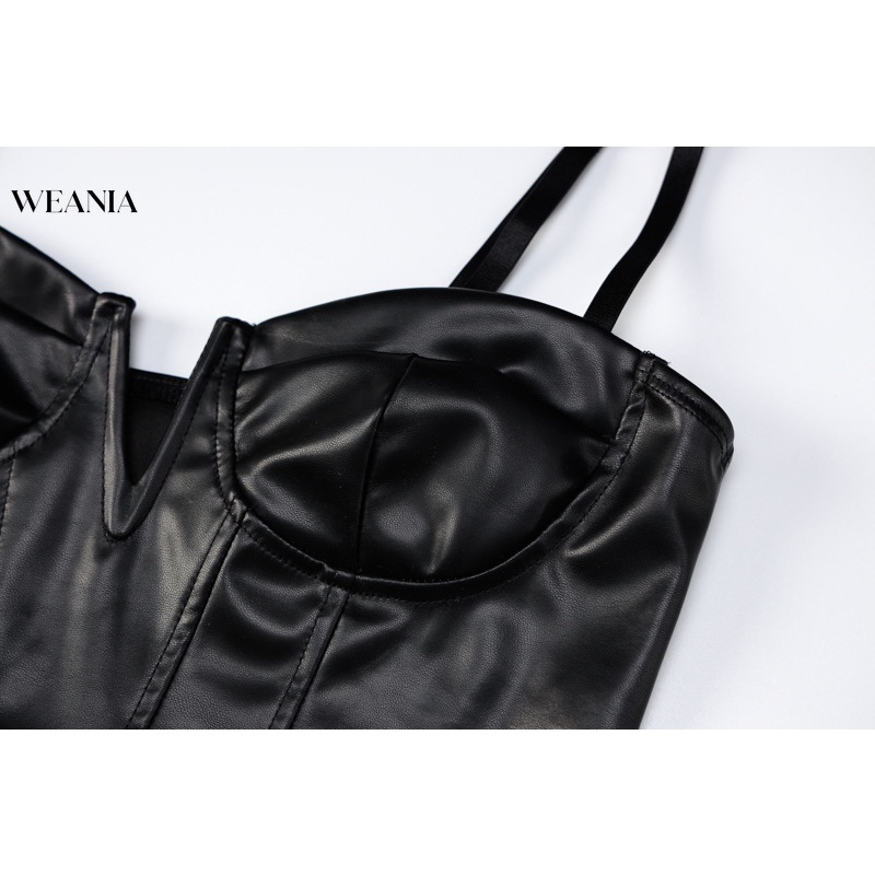 Set Áo Croptop Cổ Chữ V + Chân Váy Da Pu Lưng Cao Xẻ Tà Quyến Rũ