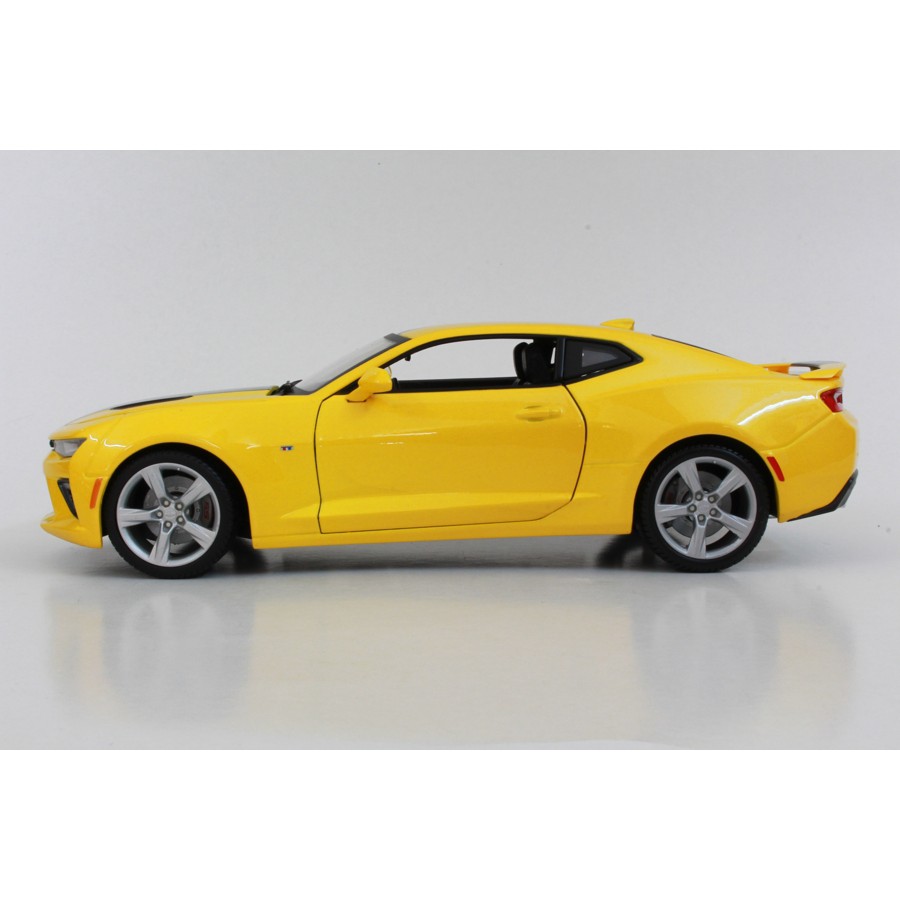 MÔ HÌNH XE CHEVROLET CAMARO SS 2016 YELLOW 1:18 MAISTO MH-31689