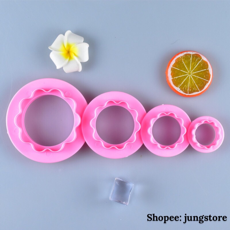 Bộ 4 Khuôn Cắt 2 mặt hình hoa và hình tròn dùng tạo hình mũ gà, mũ heo, hoa hồng và nhiều mẫu bánh bao khác M206