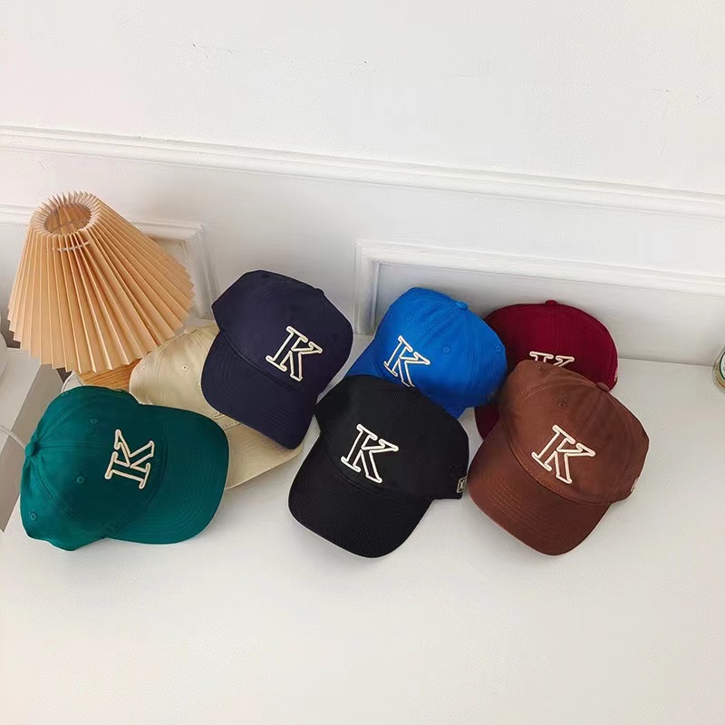 Mũ Lưỡi Trai Thêu Chữ K Phong Cách Nhật Bản Cá Tính Cho Bé