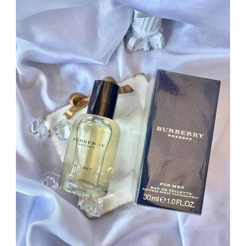 Nước Hoa 𝐁𝐔𝐑𝐁𝐄𝐑𝐑𝐘 𝐖𝐄𝐄𝐊𝐄𝐍𝐃 𝐅𝐎𝐑 𝐌𝐄N 30ml