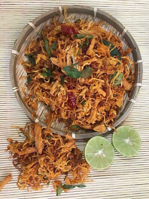 500GR KHÔ GÀ CAY LÁ CHANH | BigBuy360 - bigbuy360.vn