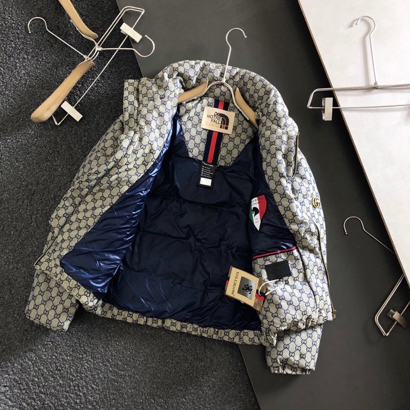Áo khoác phao nam hoạ tiết chữ nhỏ thương hiệu The North Gucci GC cao cấp