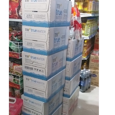 Thùng 24 chai nước uống tinh khiết TH True Water 500ml