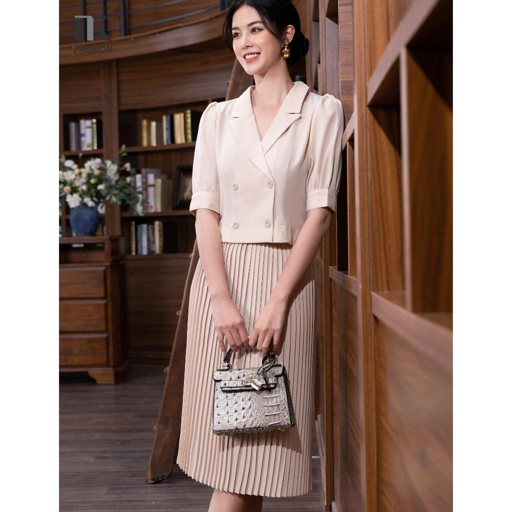 Bộ Nữ Công Sở NK Fashion Áo Tay Lỡ Giao Cúc Phối Chân Váy Dập Ly Chất Liệu Vải Hàn Cao Cấp NKBD2204017
