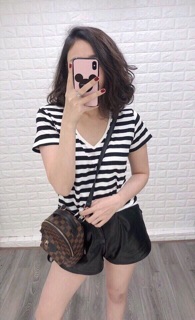 Áo phông kẻ zara basic