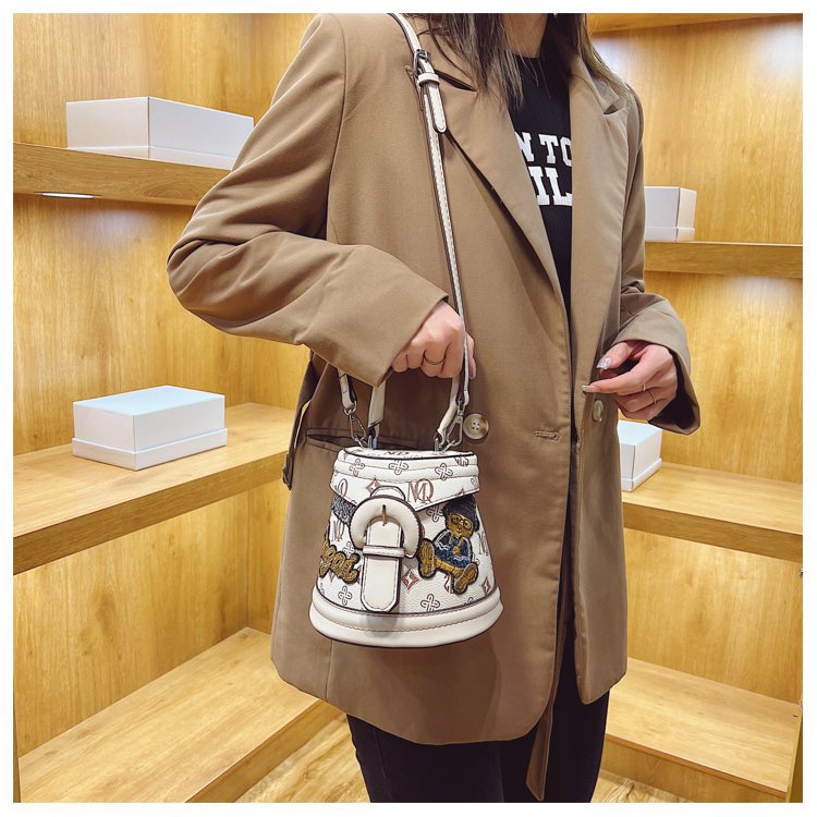 Túi Đeo Chéo Da PU Khóa Nam Châm Thời Trang Hàn Quốc