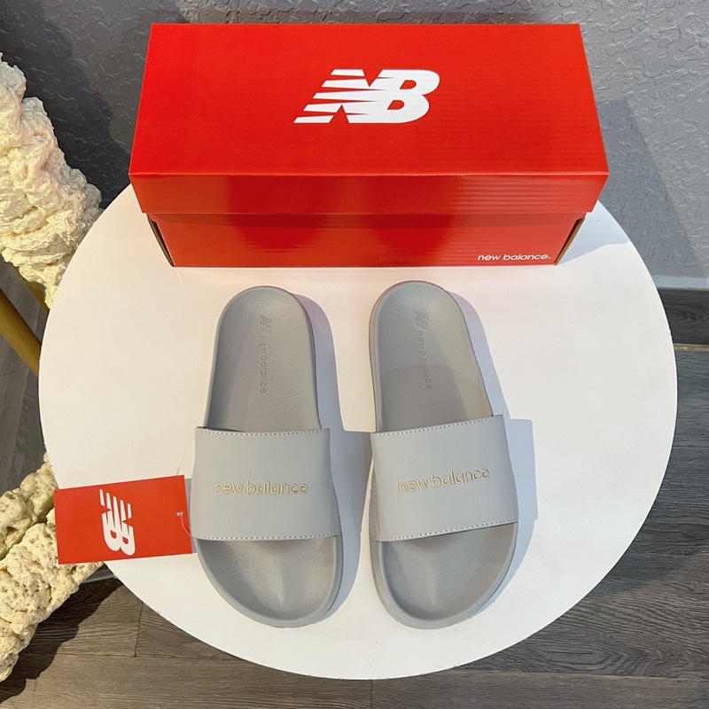 Dép NewBalance Black & Green & White & Blue logo thêu