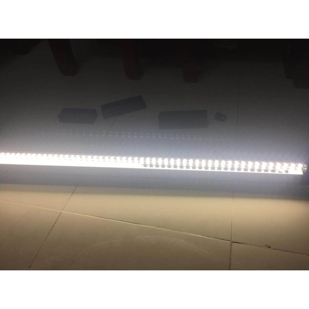 Đèn bể cá, đèn led bể cá rồng màu vàng chuyên đánh mầu cho Quá Bối 1m45 - 1m15