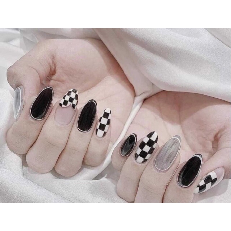 Nail box giá sinh viên