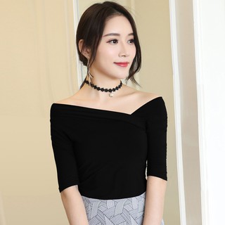 Áo thun lệch vai đen cổ chữ V tay lỡ gợi cảm thanh lịch