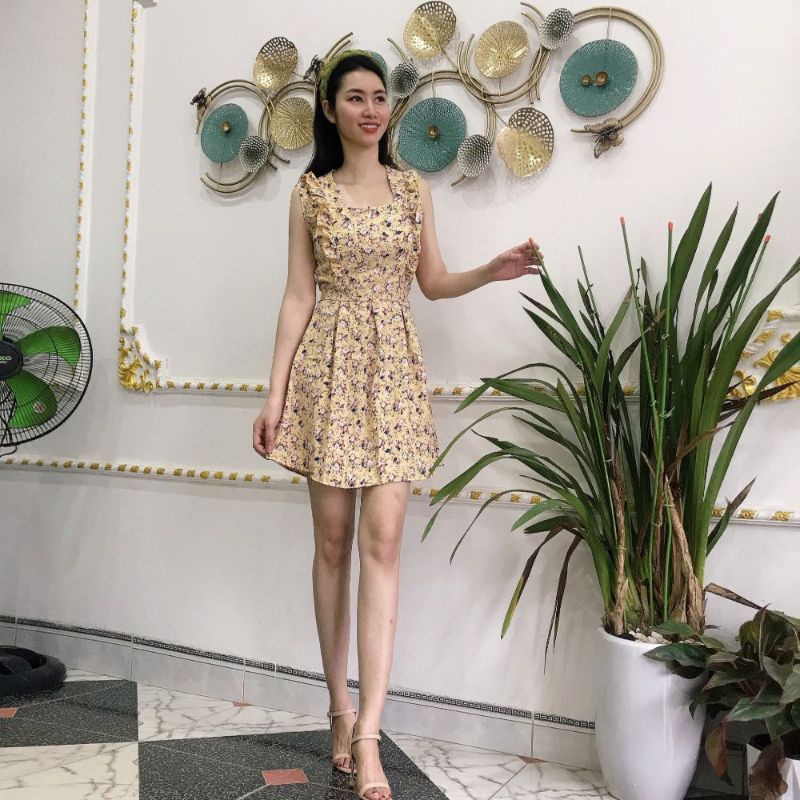 Đầm nữ cổ vuông chất liệu lụa 100D siêu mát (kèm quần đùi) | BigBuy360 - bigbuy360.vn