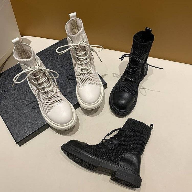 giày Martin boots lưới thoáng khí của phụ nữ 2021 mùa xuân và hè mới màu đỏ cao cổ mỏng đế bệt kiểu La Mã