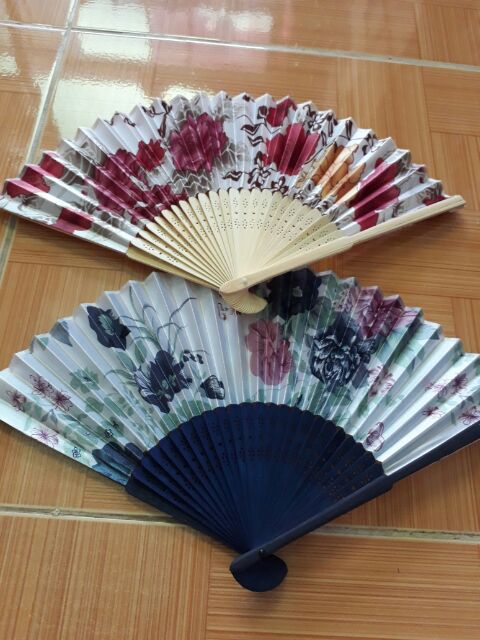 Sỉ 14k..Quạt công chúa đẹp