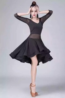Đầm khiêu  vũ dáng xoè