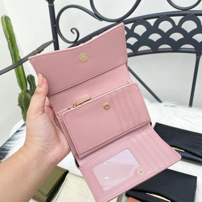 Ví Charles And Keith Chính Hãng Họa Tiết Da Cá Sấu Sang Trọng Cho Nữ