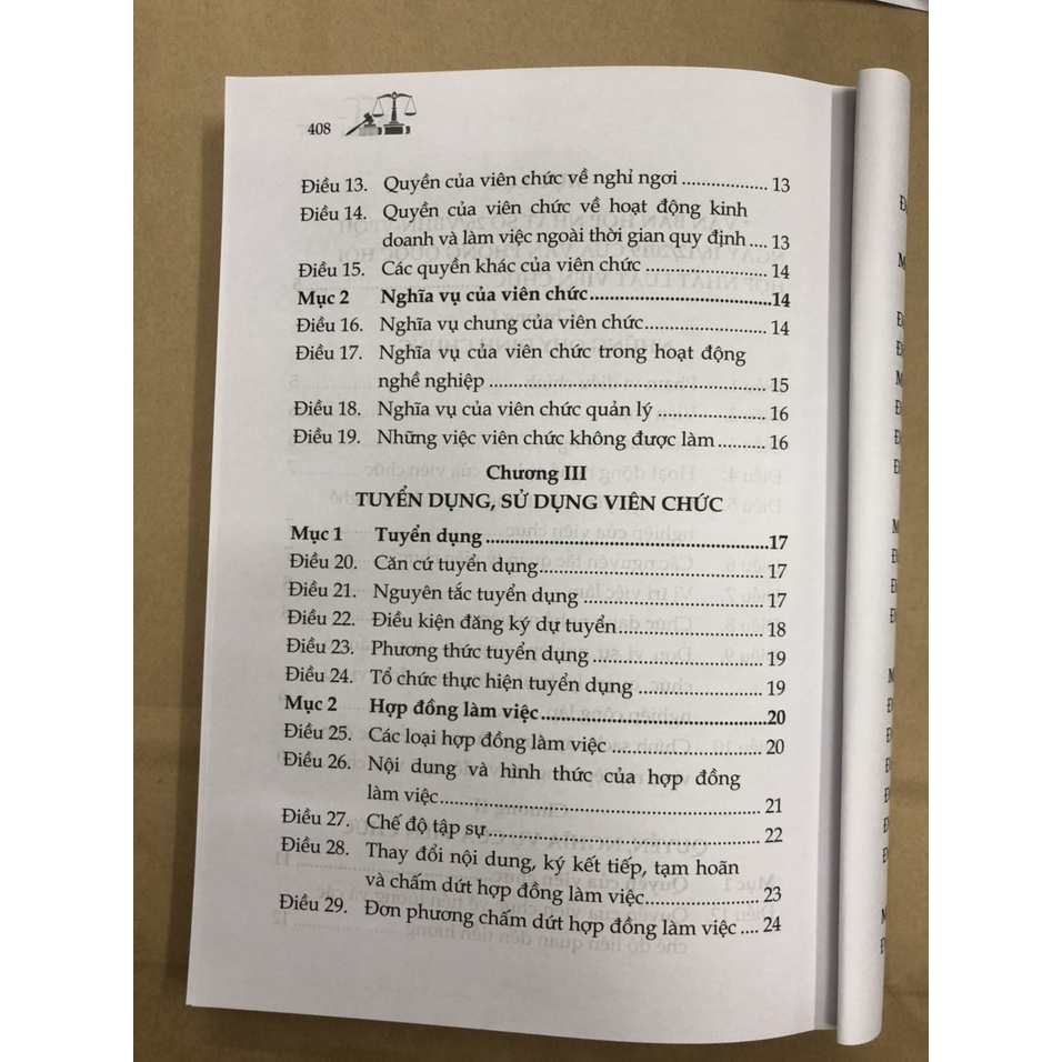 Sách Luật viên chức và văn bản hướng dẫn thi hành