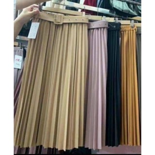chân váy xếp li kèm đai