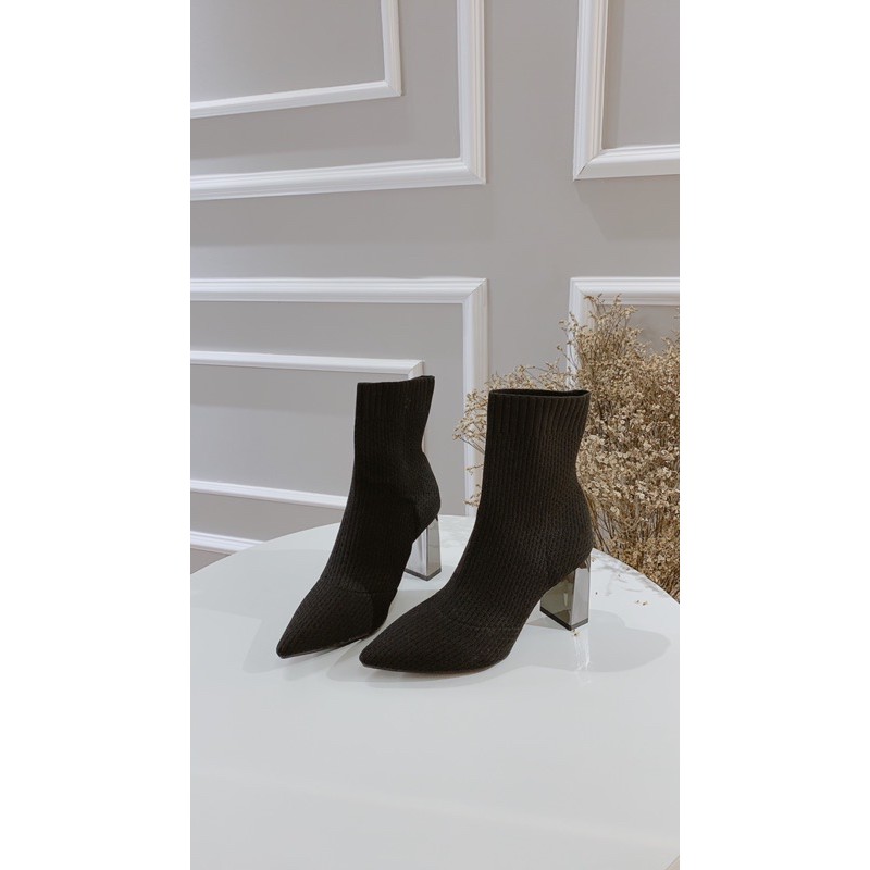 HÀNG CÓ SẴN Boots lên got gương đế vuông 8cm