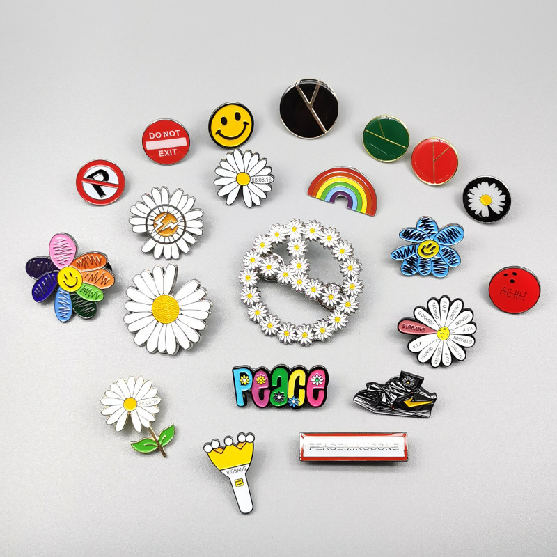 Ghim Cài Áo Hình Hoa Cúc Xinh Xắn Dành Cho Nữ