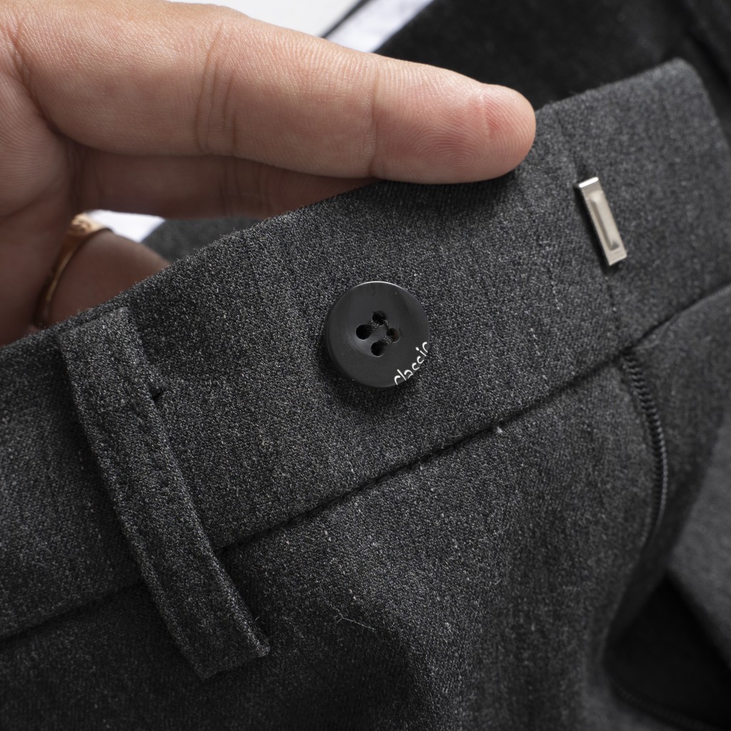 Quần Âu Nam KRIK Dáng Côn Có Họa Tiết Kẻ 8055 | BigBuy360 - bigbuy360.vn