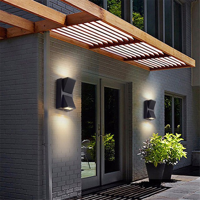 Đèn hắt tường 2 đầu