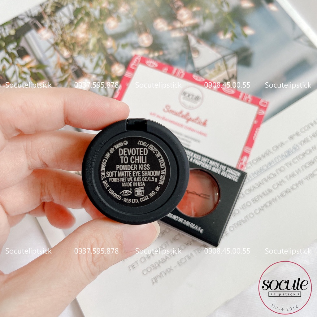 Phấn mắt MAC - Powder Kiss Eye Shadow - Devoted To Chili 1.5gr