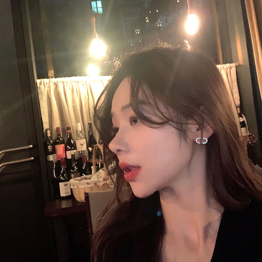 Bông Tai Cảm Giác Ánh Sáng Thời Trang Sang Trọng Cho Nữ