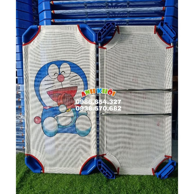 Giường Mickey có 2 thanh đỡ inox