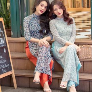 Áo dài hoa nhí kèm quần