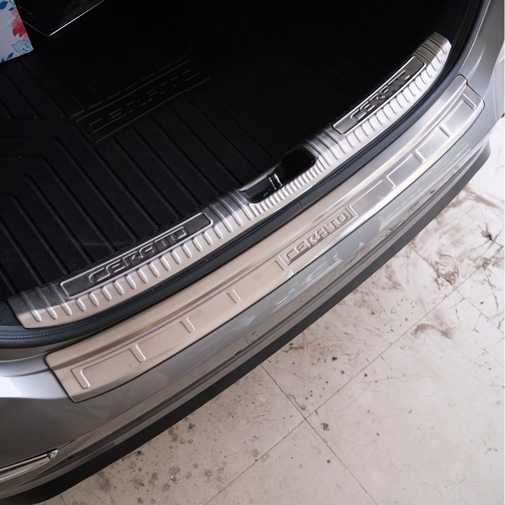 Chống Trầy Cốp Xe Kia Cerato 2019 2020 2021 Mẫu Inox