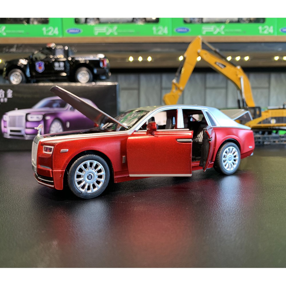 Mô hình xe ô tô Rolls Royce Phantom VIII tỉ lệ 1:30