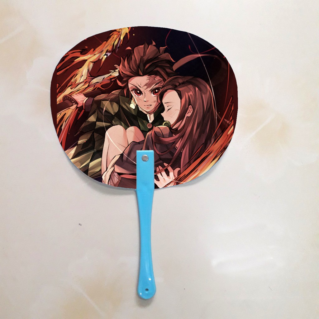 Quạt-cầm-tay-in-hình-theo-yêu-cầu