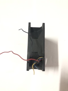 Quat Delta 12V 1.43A chạy tốt