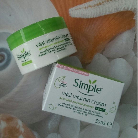 [TOP 1 SHOPEE] Kem dưỡng đêm Simple Vital Vitamin Night Cream (Bill Anh)