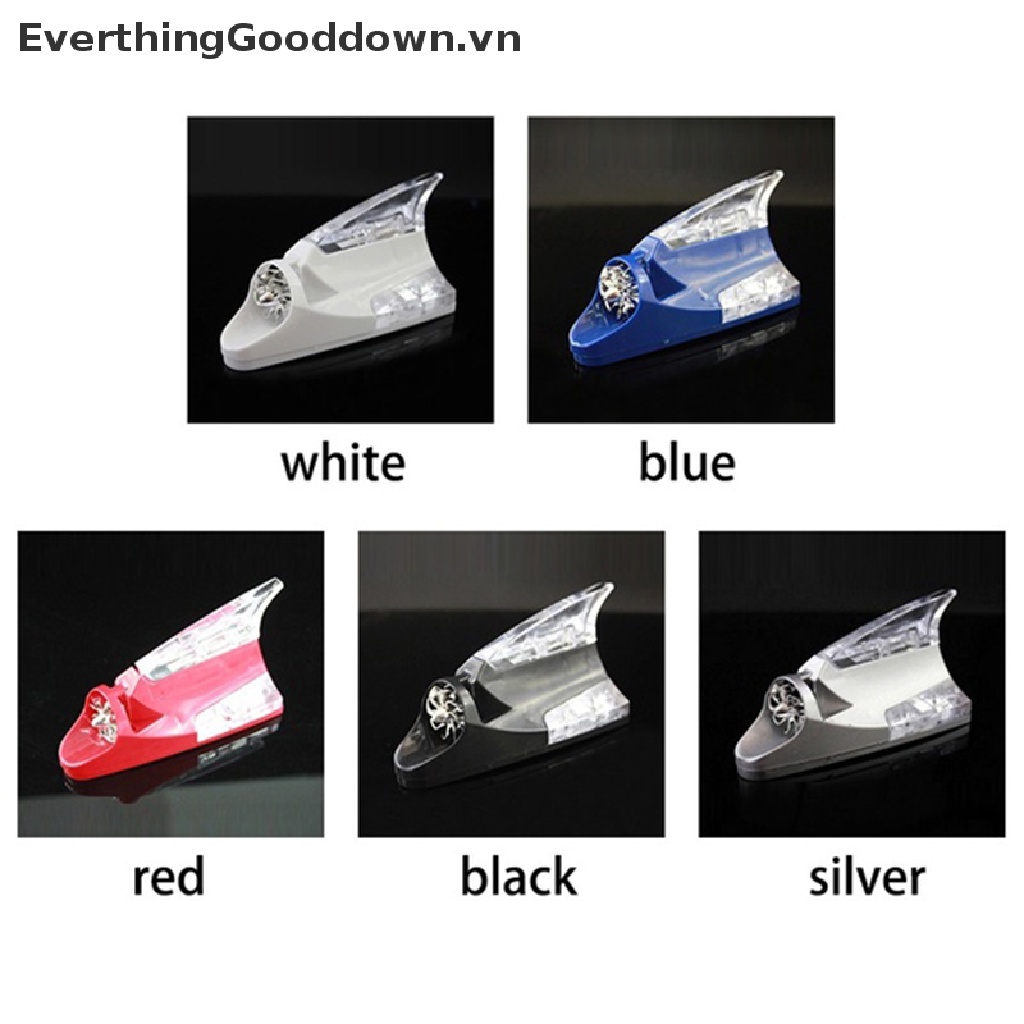 Ăng Ten Vây Cá Mập Chống Va Chạm Có Đèn LED Cho Xe Hơi