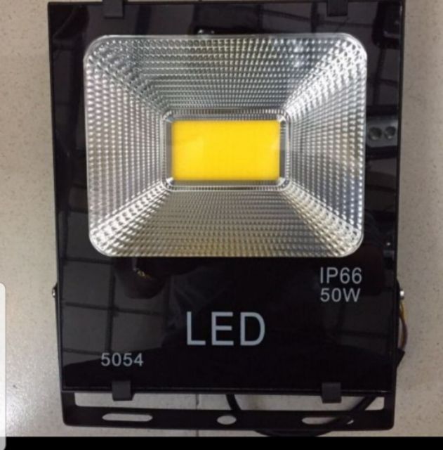 Đèn pha led 50w chống nước,sản phẩm tiết kiệm điện , siêu bền