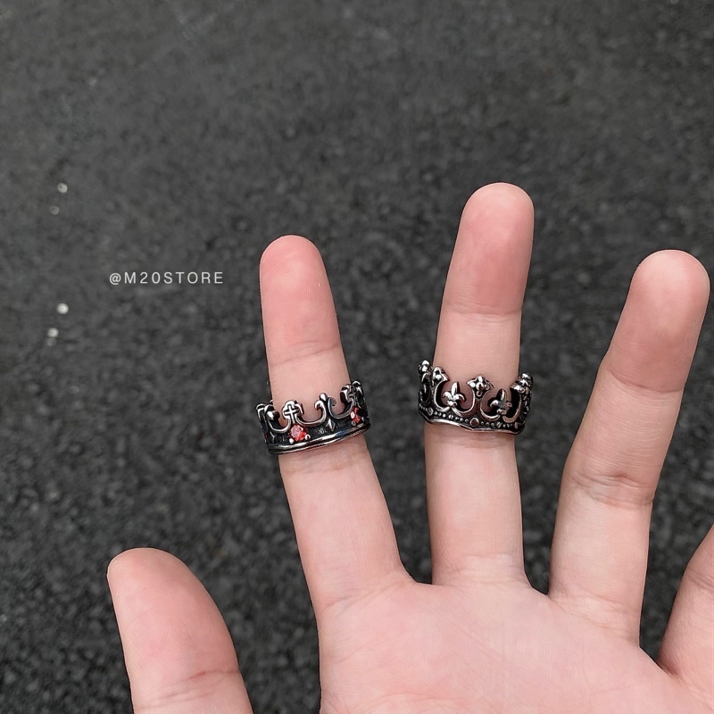 Nhẫn Thép Titan Không Gỉ Hoạ Tiết Vương Miện THE KING RING, Nhẫn Unisex Màu Bạc Dành Cho Nam Nữ