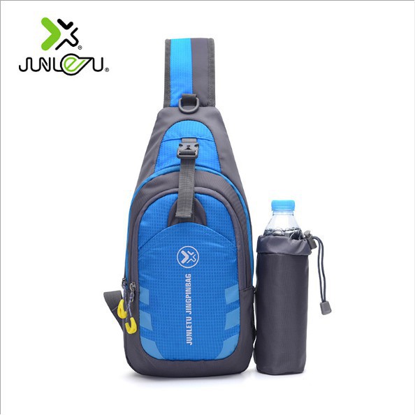 [Giá hot]Túi Đeo Chéo Thể Thao Chống Nước có ngăn bình nước KDR-TDC185 KodorosKodoros | BigBuy360 - bigbuy360.vn